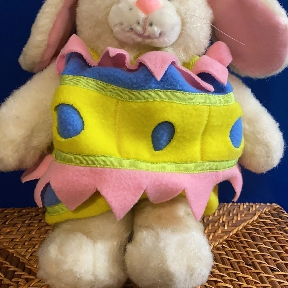 Vintage Retired 1997 Build A Bear Easter Bunny Stuffed Rabbit with Outfit